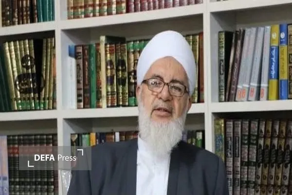 قائد شهید تمام عمر بابرکتشان را برای وحدت امت گذاشتند