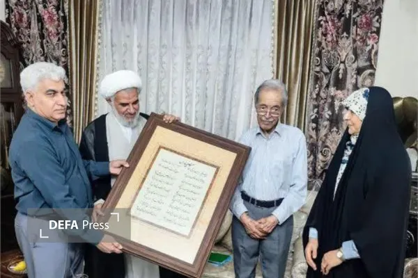دیدار صمیمانهی رییس شورای فرهنگ عمومی هرمزگان با شاعر پیشکسوت دیدار صمیمانهی رییس شورای فرهنگ عمومی هرمزگان با شاعر پیشکسوت