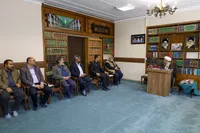 تصاویر/ دیدار قائم‌مقام و معاونین سازمان صداوسیما با نمایندهٔ ولی فقیه در استان آذربایجان‌شرقی و امام جمعهٔ تبریز