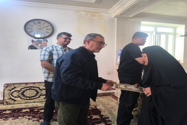 سردار حسینی: اقتدار ایران اسلامی مرهون ایثار شهداست