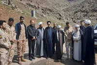 امام جمعه پاوه: امنیت مرزهای ایران مثال‌زدنی است