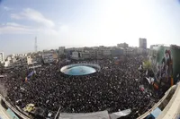 مراسم بیعت با آیت الله سید مجتبی خامنه‌ای برگزار شد
