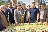 تجدید میثاق وزیر صمت با آرمان شهدا در شرکت فولاد اکسین خوزستان