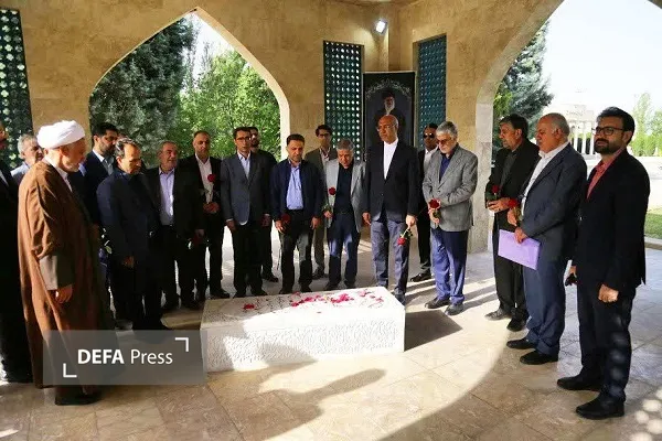 بازدید رئیس بنیاد مسکن از کرمانشاه
