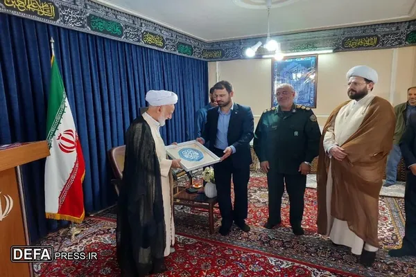 تصاویر/ دیدار مدیرکل حفظ آثار و رئیس حوزه هنری با نماینده ولی فقیه در استان به مناسبت هفته هنر انقلاب
