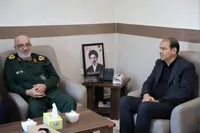 تصاویر/ دیدار مدیرکل بنیاد شهید و امور ایثارگران استان مرکزی با فرمانده قرارگاه منطقه‌ای نجف اشرف