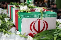پیکر بانوی شهیده جنگ رمضان در آبادان به خاک سپرده شد