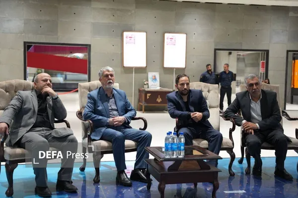 نمایشگاه عکس تهران خط مقدم مقاومت