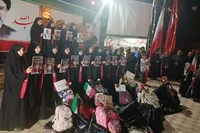 فیلم/ دانش آموزان بیجاری به یاد شهدای مدرسه میناب به اجرای سرود پرداختند
