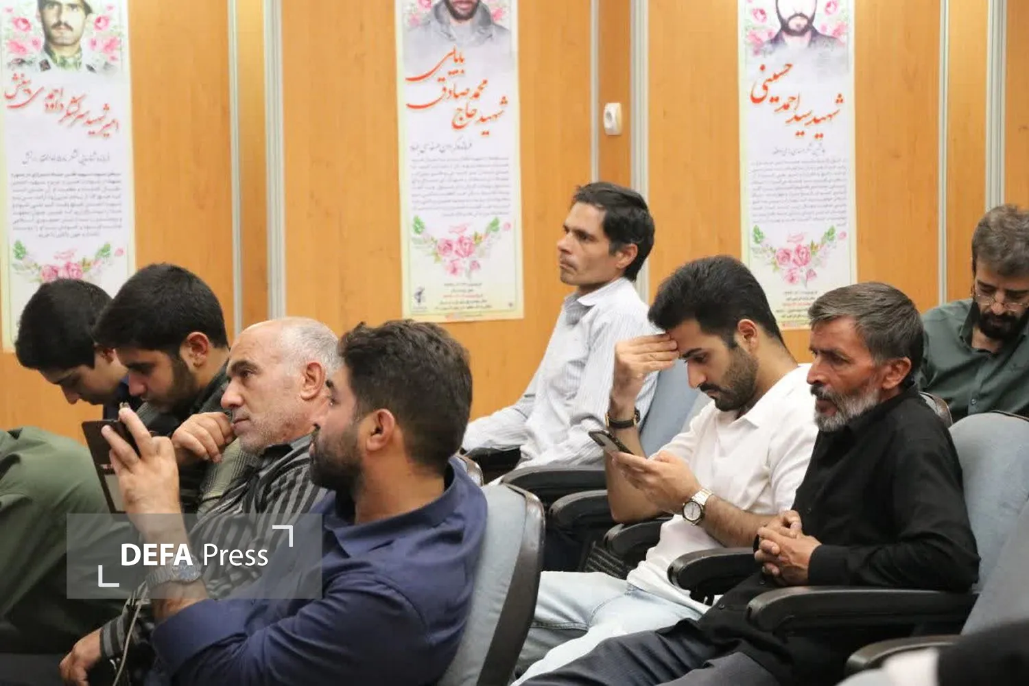 تصاویر/ تجهیز جهادگران به سلاح روایت‌گری ،برگزاری کارگاه آموزشی راویان خدمت در ناحیه مقاومت بسیج اراک