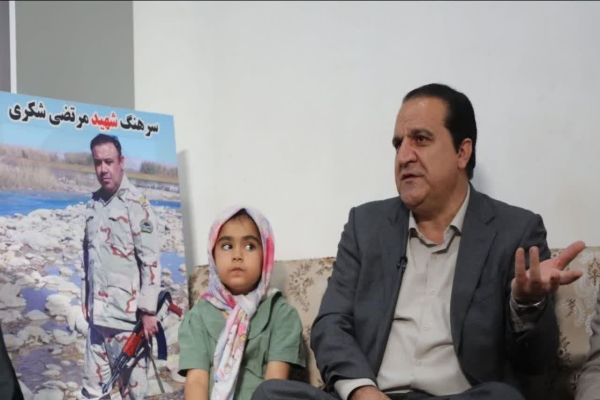 کرمی: صلابت خانواده‌های شهدا، موشکی سهمگین بر قلب استکبار است