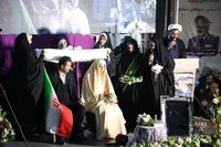 تصاویر/ جشن ازدواج زوج‌های جانفدا در هفتاد و نهمین شب از اجتماعات مردمی «شب‌های اقتدار» سمنان