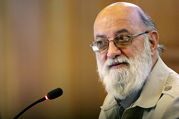 بخش مهمی از اقتدار ما مدیون دفاع مردمی است