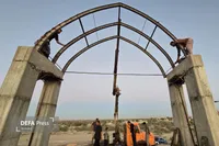 گنبد یادمان شهید گمنام روستای پالور نصب شد