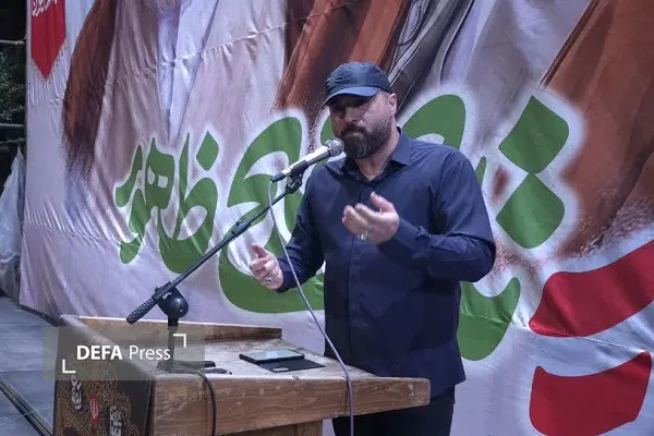 شبی که شعر میدان دار شد+ تصاویر