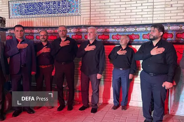 شیراز در سوگ حسین؛ همنوا با کاروان محرم شیراز در سوگ حسین؛ همنوا با کاروان محرم