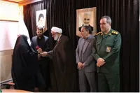 تجلیل از خانواده‌های معظم شهدای مدافع حرم در رفسنجان برگزار شد