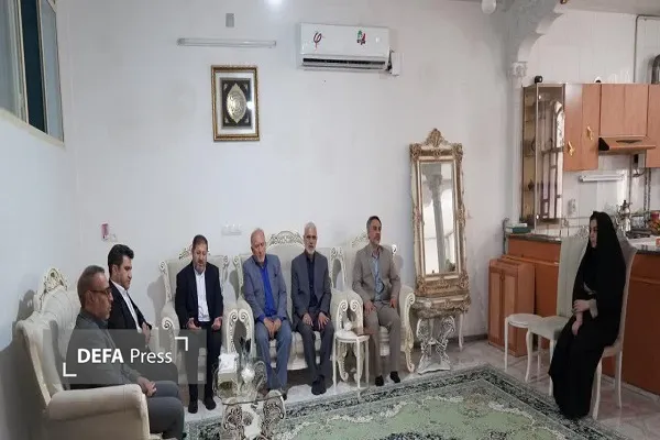 رئیس‌کل دادگستری لرستان با خانواده شهید حسین بیرانوند دیدار کرد