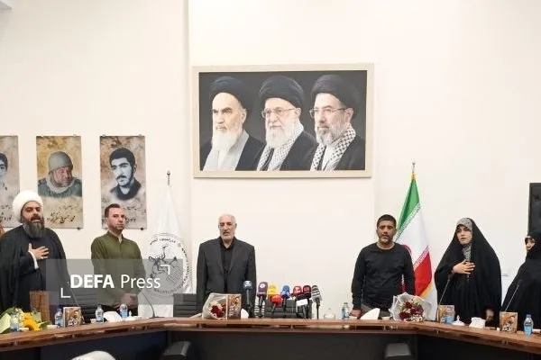 علیرضا دبیر علیرضا دبیر