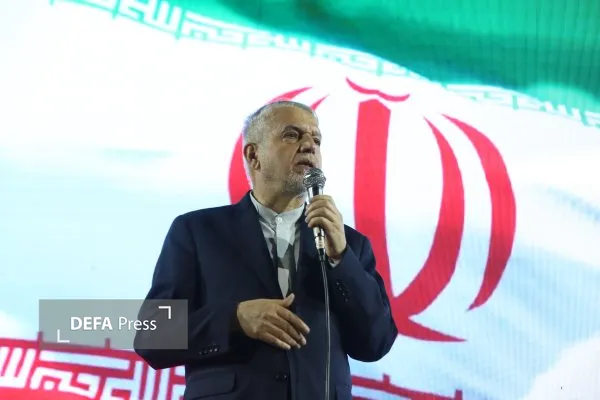 وزیر میراث‌فرهنگی، گردشگری و صنایع‌دستی