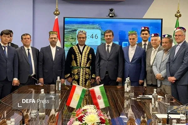 غلامحسین مظفری