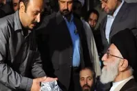 فیلم/ «دیدار یار»؛ ناگفته‌های شاعر گیلانی از دیدار با رهبر شهید