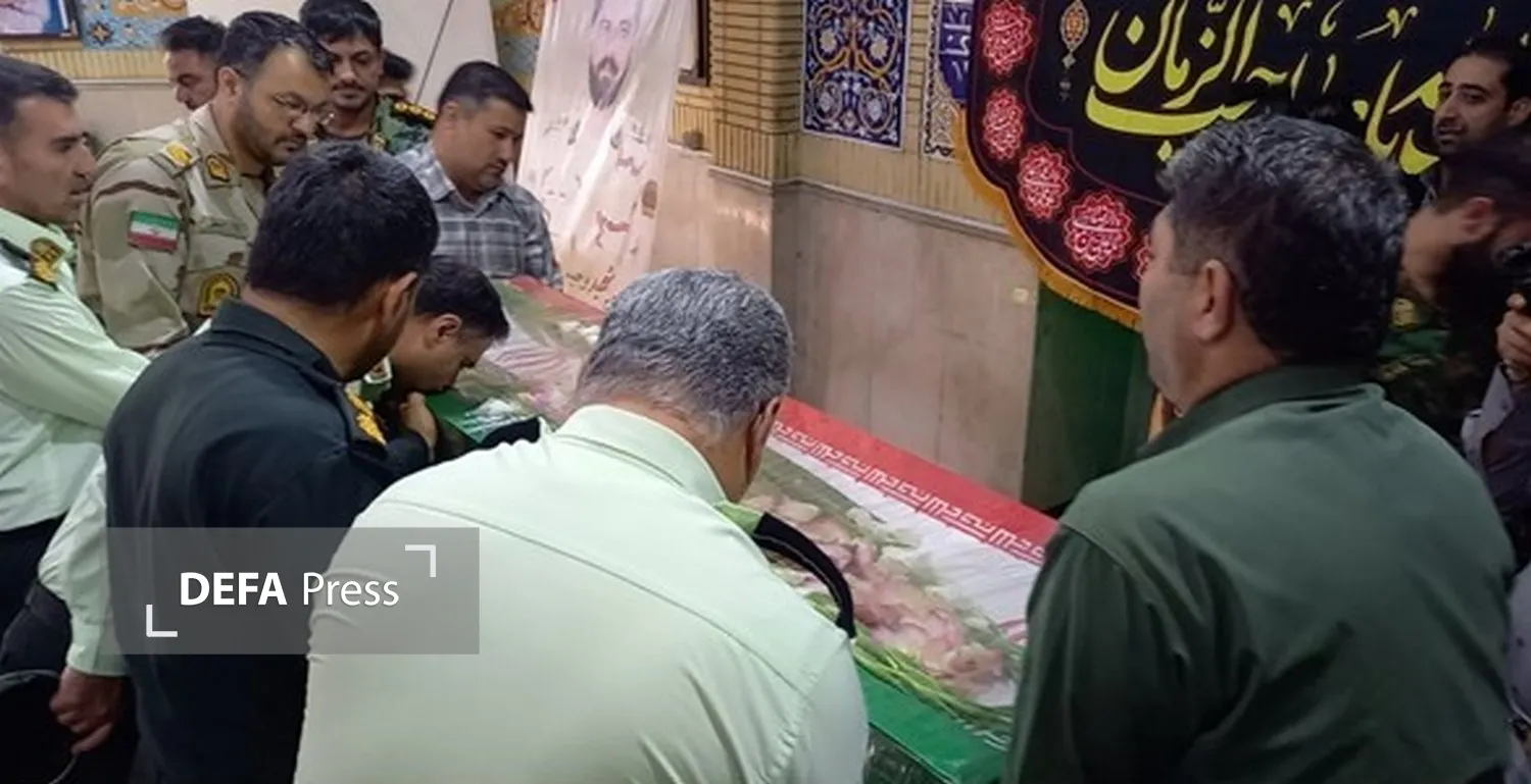 تصاویر / بازگشت مقتدرانه؛ استقبال پرشور مردم گرگان از پیکر مطهر شهید مدافع امنیت، وحید عنایت