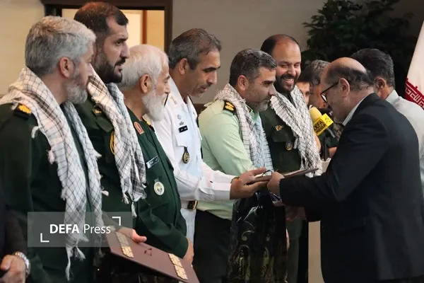 برگزاری هفتمین آئین تجلیل از پیشکسوتان و فعالان حوزه دفاع مقدس و مقاومت مازندران برگزاری هفتمین آئین تجلیل از پیشکسوتان و فعالان حوزه دفاع مقدس و مقاومت مازندران