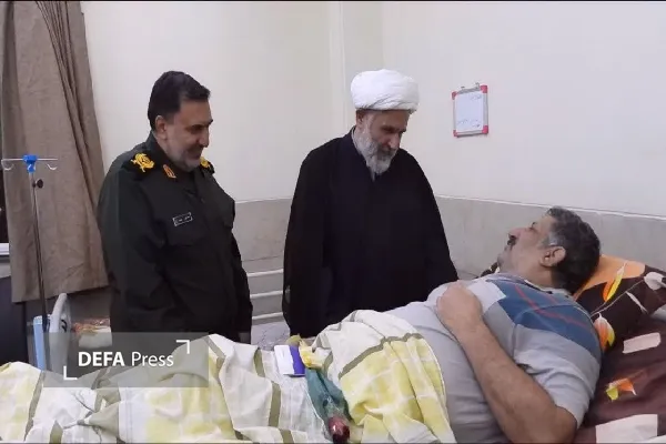 دیدار مسئول سازمان بسیج مستضعفین کشور با جانبازان سرافراز در کرمان / تأکید بر تکریم ایثارگران و پاسداشت فرهنگ ایثار و شهادت