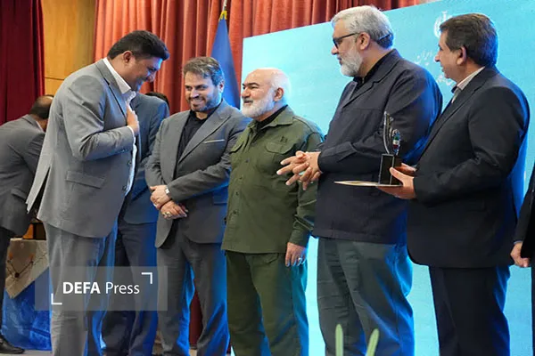 تجلیل از کارگران نمونه خوزستان