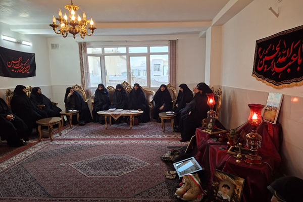 دیدار کارگروه همسران ،خواهران و مادران شهدا و پیشکسوتان زنجان با خانواده معظم شهیدان «بهشتی‌نژاد»