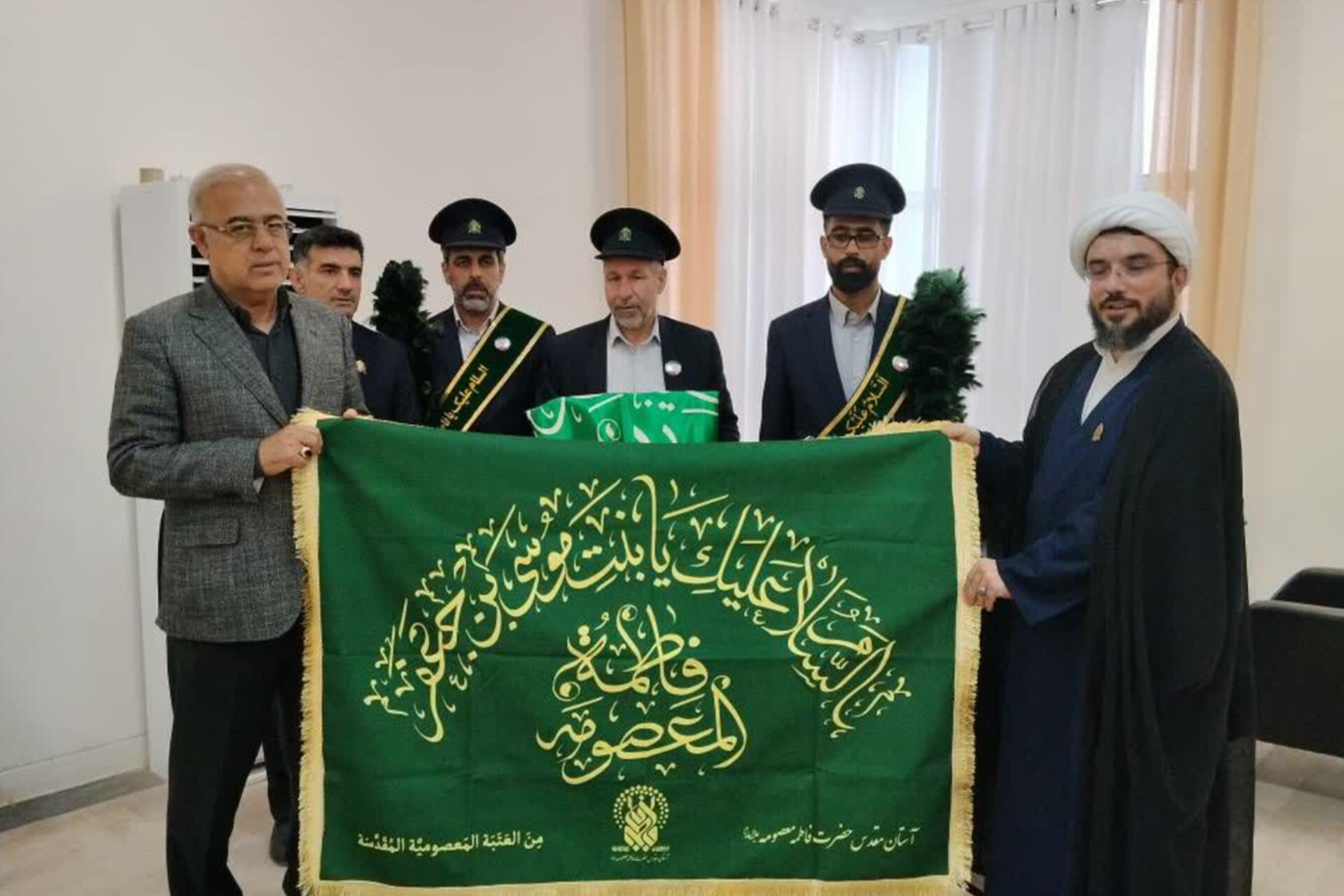 حضور پرچم‌داران حضرت معصومه(س) نماد همبستگی ملی و اقتدار معنوی ملت ایران است