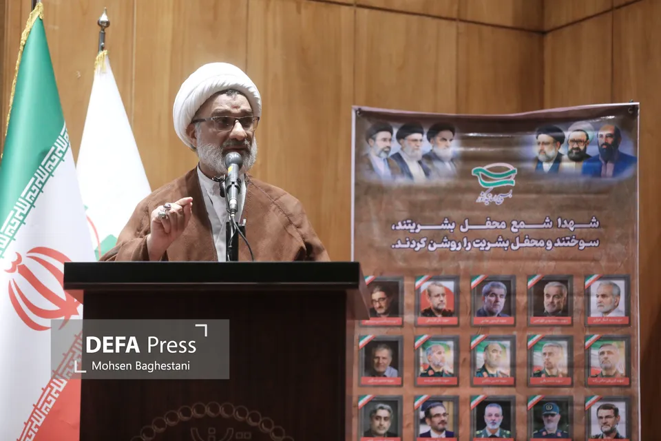 ضرورت نقش‌آفرینی استادان بسیجی در تحقق دانشگاه تراز انقلاب اسلامی