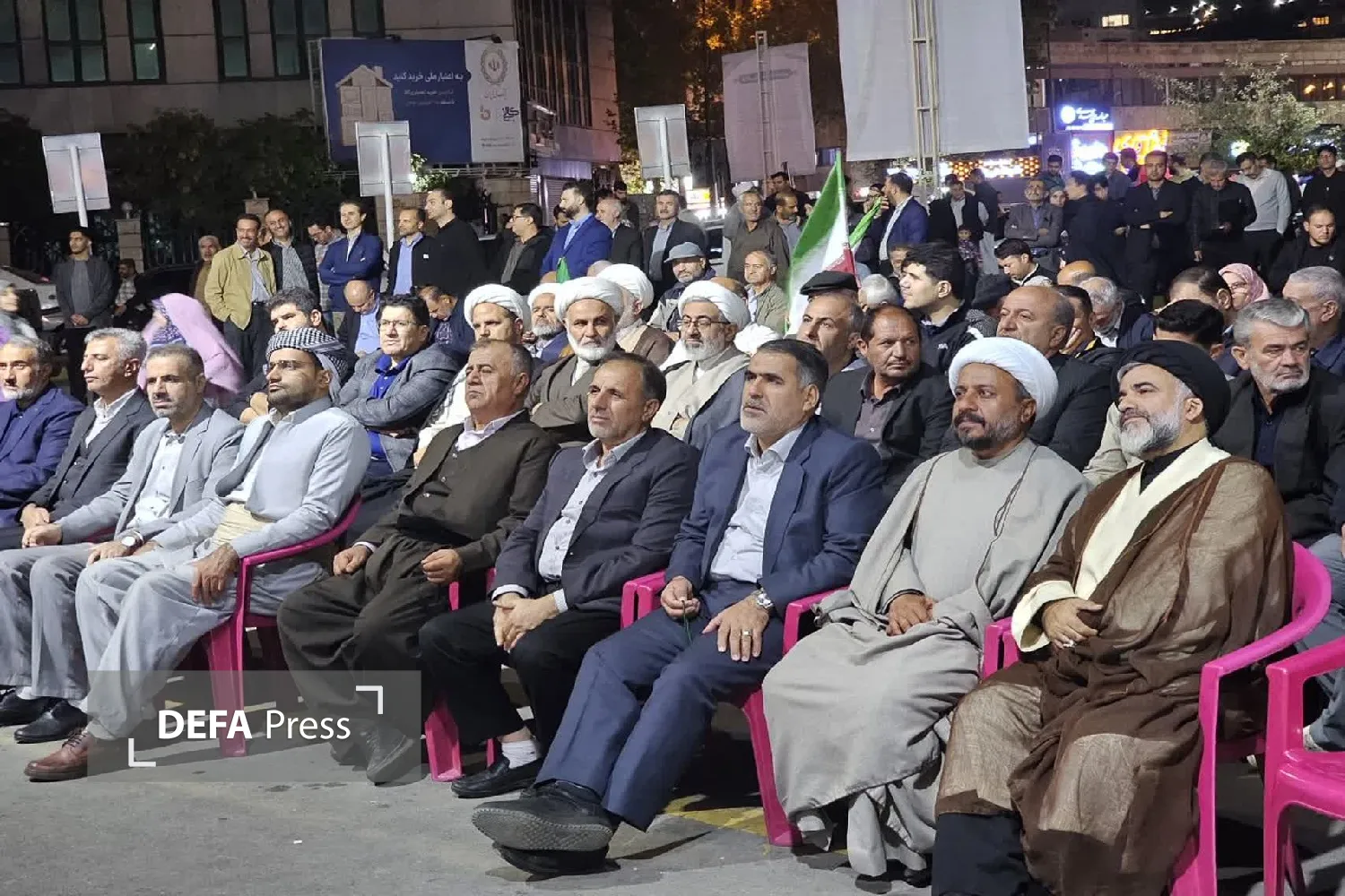 تصاویر/ دویست‌وبیست‌وچهارمین شب تجدید میثاق مردم سنندج با آرمان‌های انقلاب‌اسلامی