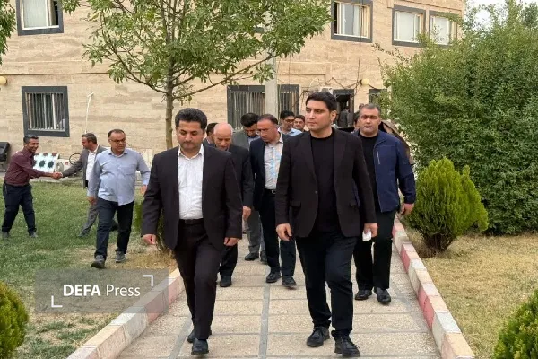 استاندار کردستان از صدا و سیمای مرکز استان بازدید کرد