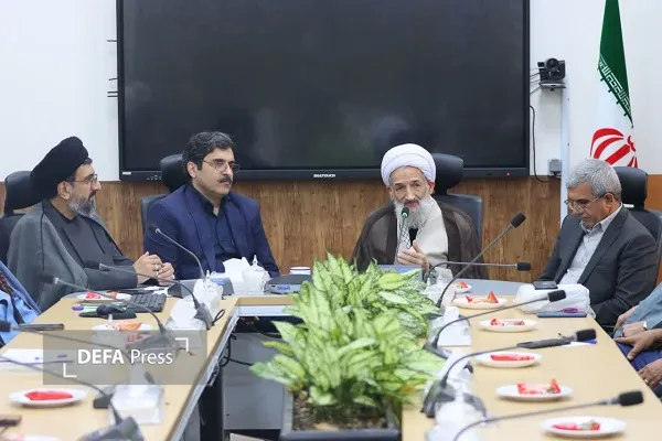 تربیت دانشجوی سکولار خیانت به انقلاب است/ عقبماندگیها ناشی از بیاعتقادی به ارزشهاست تربیت دانشجوی سکولار خیانت به انقلاب است/ عقبماندگیها ناشی از بیاعتقادی به ارزشهاست