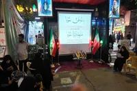 طنین تلاوت قرآن در میادین شهر؛ برگزاری محافل شبانه قرآن‌کریم به یاد «رهبر شهید» در میادین خراسان شمالی+ تصاویر