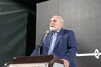 انقلاب اسلامی معادلات جهانی را تغییر داد و عزت از دست‌رفته ایران را احیا کرد