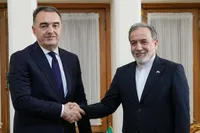دیدار هیئت تاجیکستانی با وزیر امور خارجه