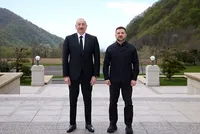 «Игривость» Зеленского в Баку на фоне интенсивной атаки России на «Днепр»