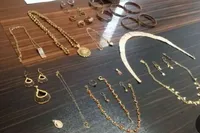 تحویل ۷۰ میلیاردی طلاجات مسروقه به مالباخته با دستگیری سارقان در نور