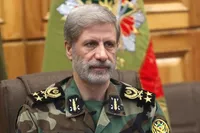 سرلشکر حاتمی: سربازان، سرمایه عظیم انسانی و ارکان دفاع از حقانیت و شرافت هستند