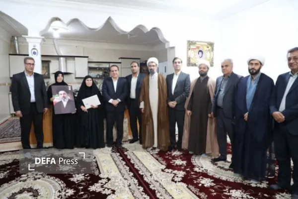 دیدار وبرداشت انار