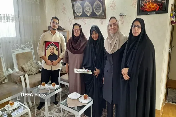 تجلیل مربیان کانون پرورش فکری کودکان و نوجوانان شاهرود از خانواده معظّم شهید والامقام حسین حمامیان