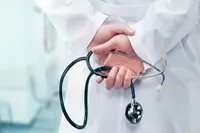 حماسه‌سازی سپیدپوشان محبوب جامعه در رخداد‌های ایران