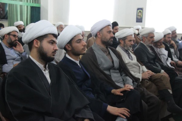 امروز بزرگترین معروف، حفظ نظام جمهوری اسلامی است
