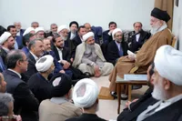 فیلم/ رهبر انقلاب: به گفت‌و‌گو‌های عمان نه خوشبین و نه بدبین هستیم/ مسائل کشور را به گفت‌و‌گو‌ها گره نزنیم