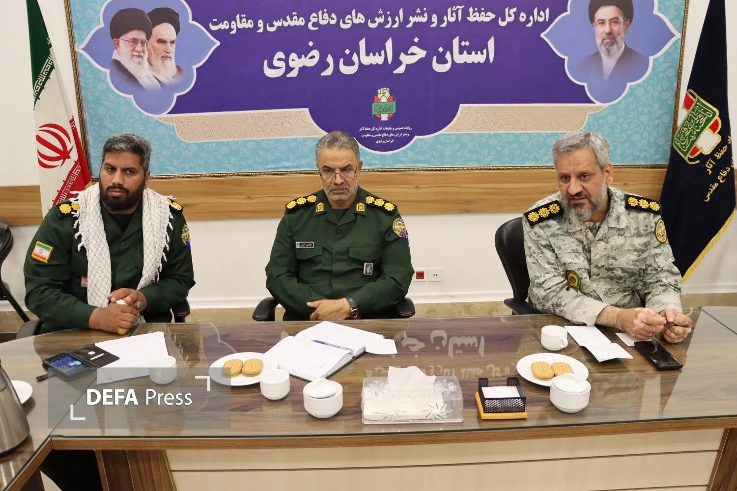 تصاویر/ نشست هماهنگی تشییع و تدفین شهدای گمنام همزمان با ایام فاطمیه در خراسان رضوی