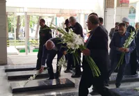 گلباران گلزار شهدای کرمانشاه به مناسبت سالروز فتح خرمشهر