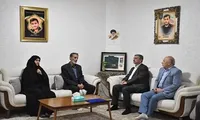 استاندار لرستان با خانواده شهید «علیرضا سبزی پور» دیدار کرد